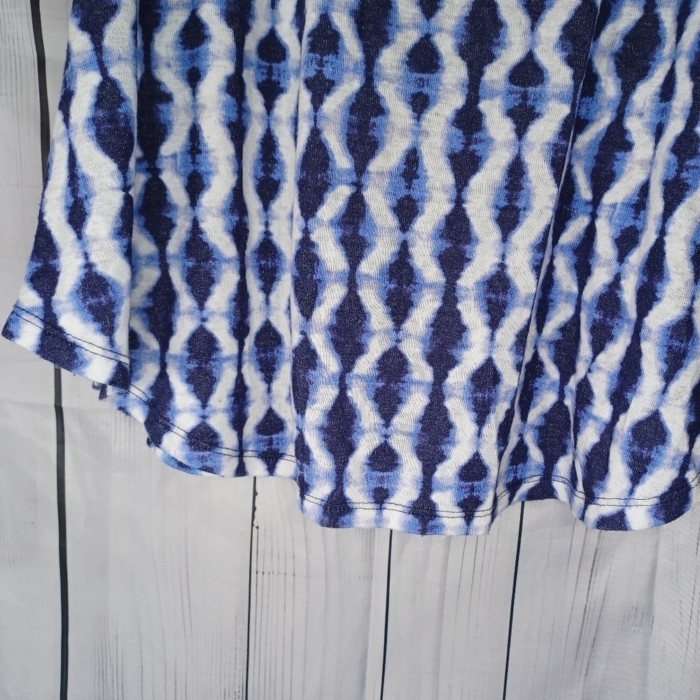 Athleta Blue and White Sleeveless Top - Picture 6 of 12